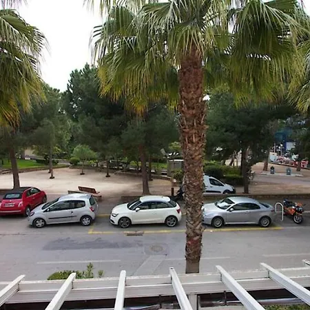 Sur La Pinède à Juan Les Pins *