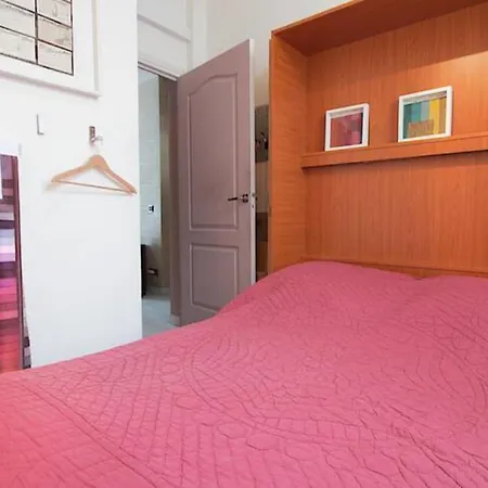 Appartement Sur La Pinède à Juan Les Pins Antibes