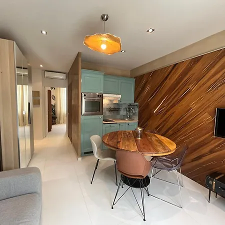 Sur La Pinede A Juan Les Pins Apartment *