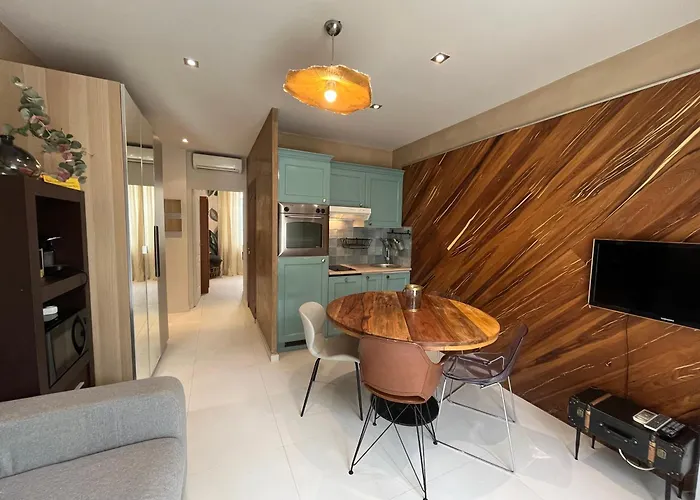 Sur La Pinede A Juan Les Pins شقة *